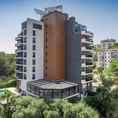 Utopia Residence, 3 Bedroom With Jacuzzi *
