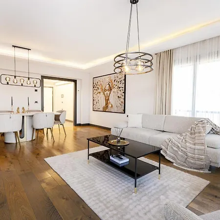 Utopia Residence, 3 Bedroom With Jacuzzi *