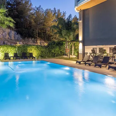 Utopia Residence, 3 Bedroom With Jacuzzi Apartment Bornova