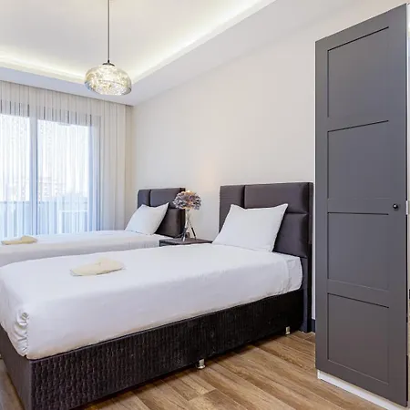 Utopia Residence, 3 Bedroom With Jacuzzi
